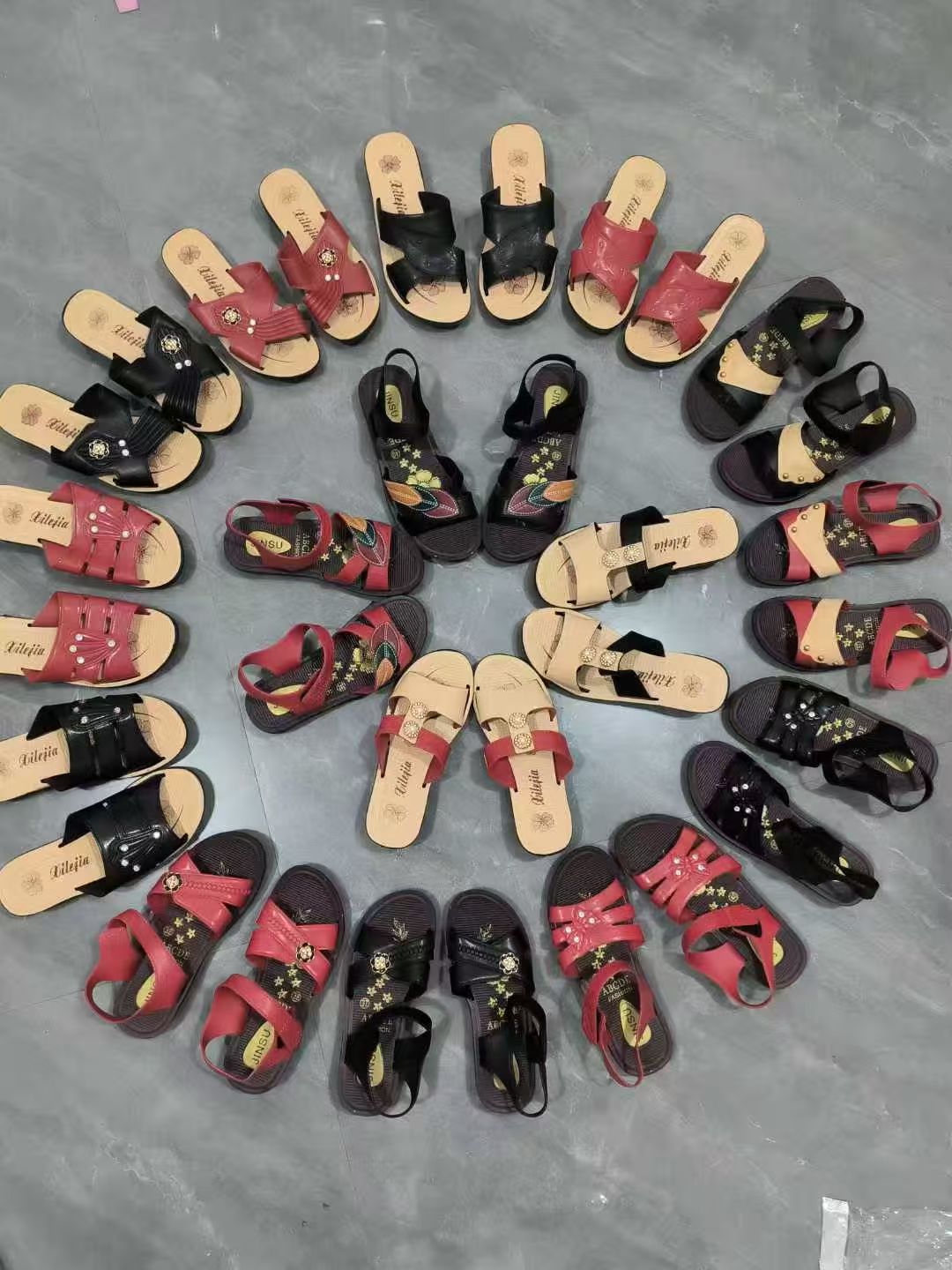 1 shoes - Image 1