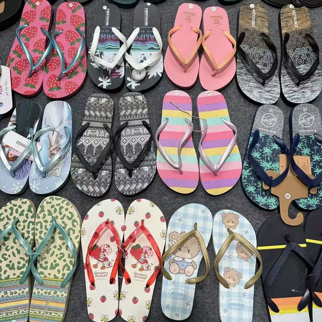O1CN01POMWm02B9AR5LuMRt_2211312538295-0-cib Beach Slippers Men's Flip-Flops Couple Beach Shoes Stock Black Tail Goods Mixed Wholesale Fuzhou Slippers Foreign Africa - Image 1