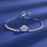 Cross-Border Popular Imitation Moissanite Square Bag Four-Leaf Clover Bracelet for Girls Light Luxury High-End Adjustable Bracelet Wholesale - Image 4