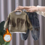 Boys and Middle-Aged Kidsren's Suits Autumn and Winter 2025 New Style Kidsren's Fashionable Velvet Sweatshirt Boys Handsome and Casual